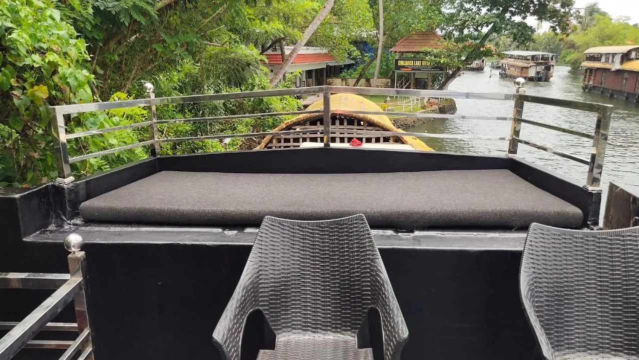 *** Botel Beach Paradise Day Cruise Houseboat Alappuzha India