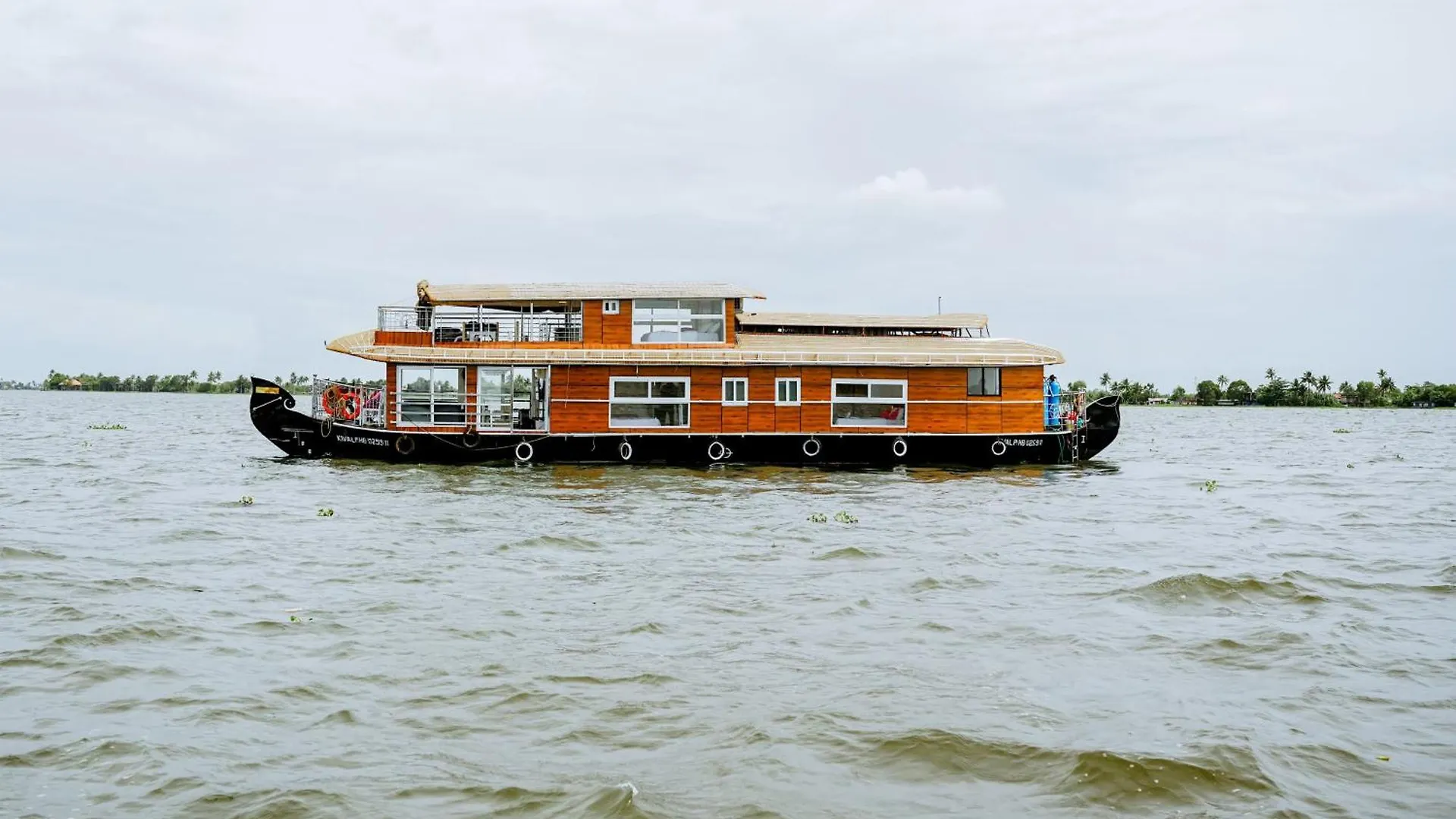 Botel Beach Paradise Day Cruise Houseboat Alappuzha