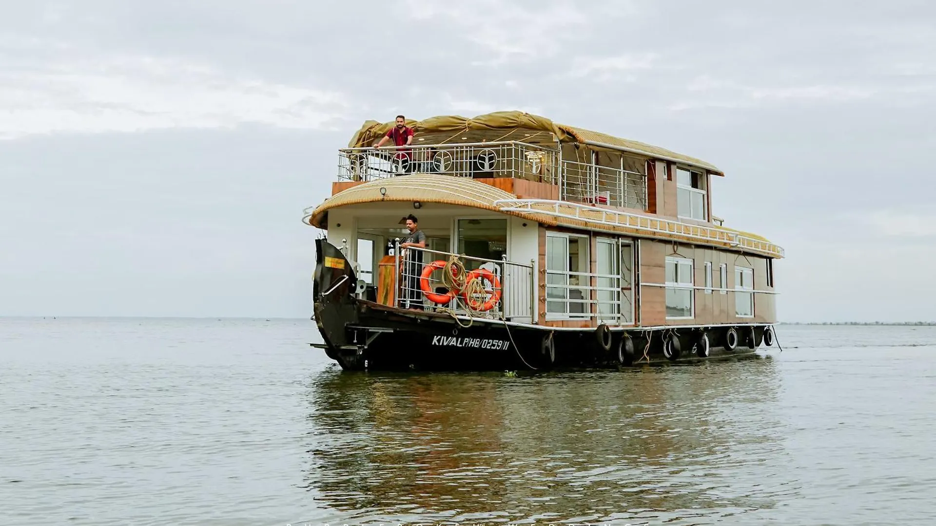 Beach Paradise Day Cruise Houseboat Alappuzha Botel