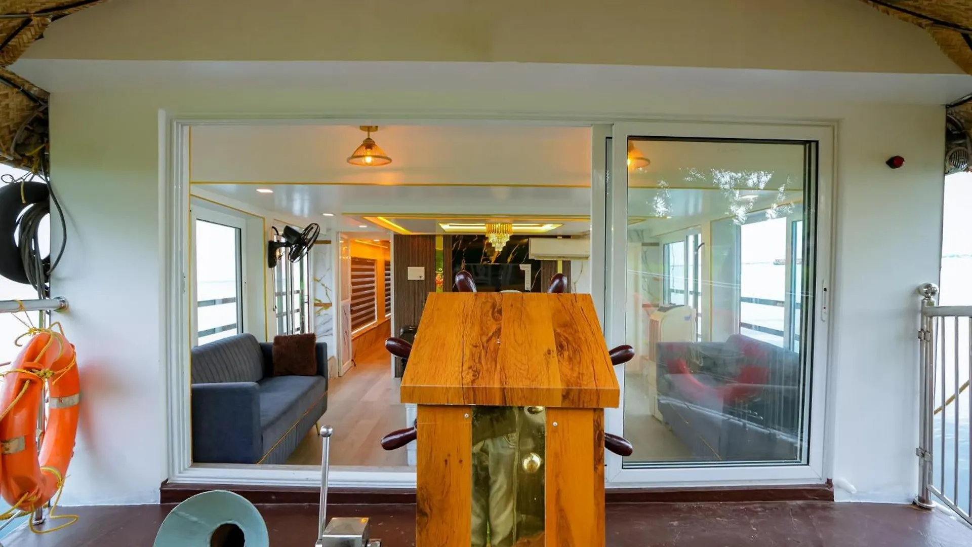 Beach Paradise Day Cruise Houseboat Alappuzha 3*,  India