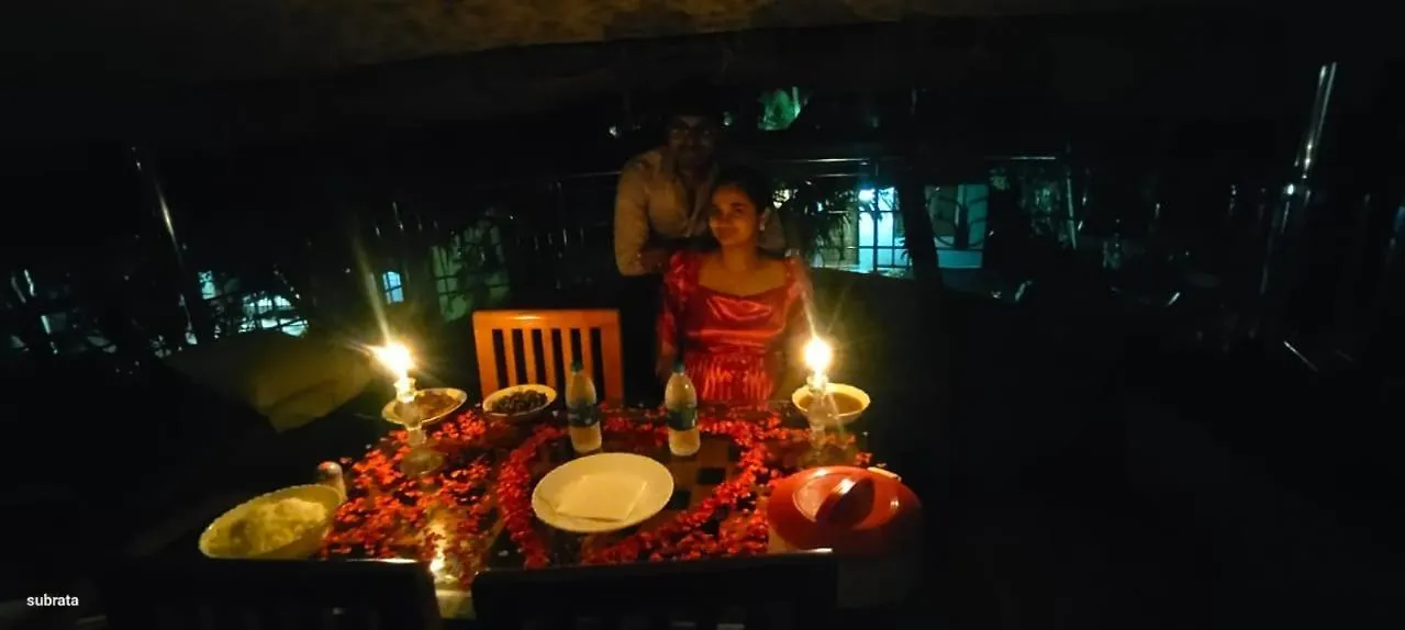 Beach Paradise Day Cruise Houseboat Alappuzha India