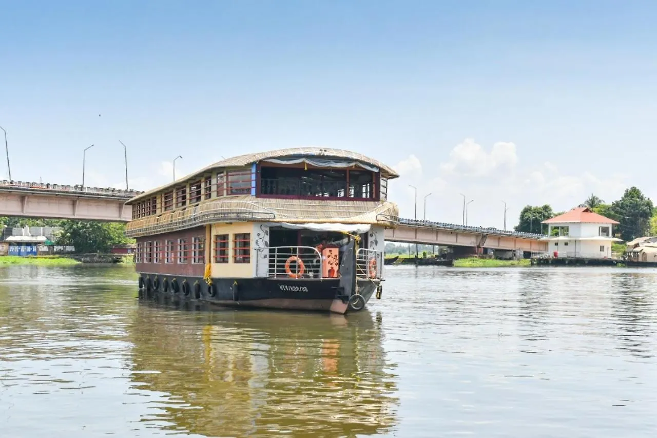 Botel Beach Paradise Day Cruise Houseboat Alappuzha