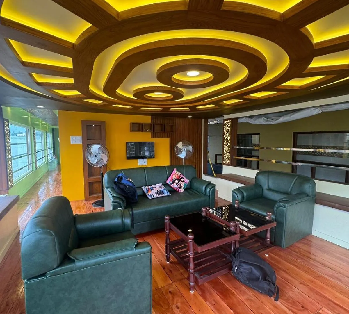 Beach Paradise Day Cruise Houseboat Alappuzha Botel